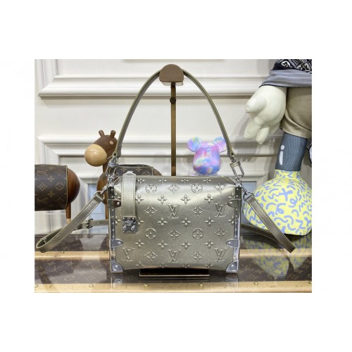 Louis Vuitton M21477 Side Trunk handbag in Gold Calfskin Louis Vuitton M21477 Side Trunk handbag in Gold Calfskin