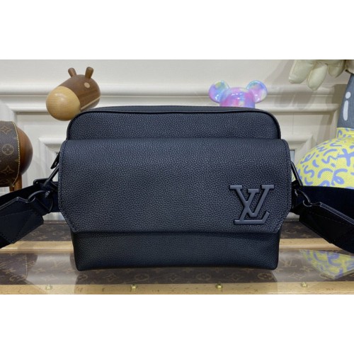 Louis Vuitton M22482 Fastline Messenger bag in Black Cowhide leather