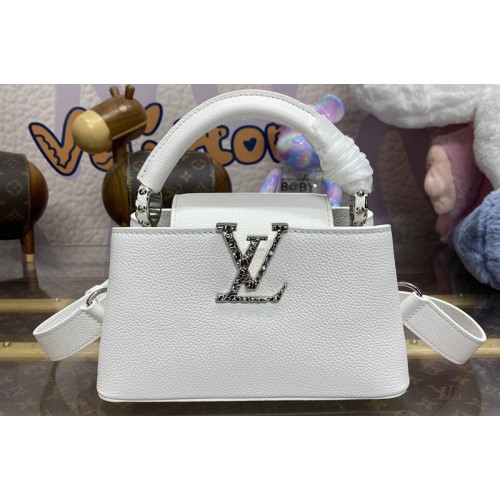 Louis Vuitton M24671 Capucines East West Mini handbag in White Grained calfskin