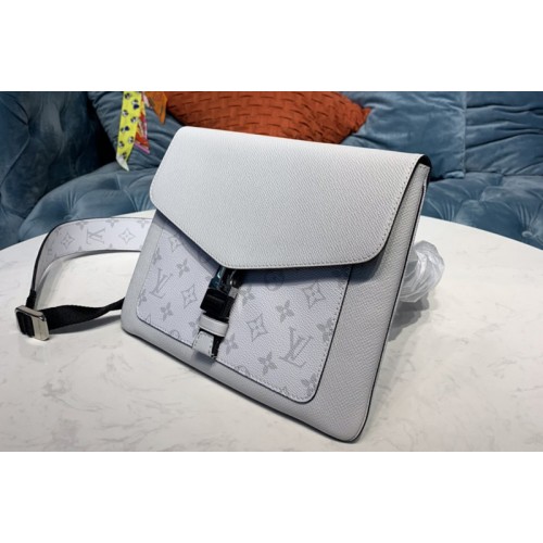 Louis Vuitton M30411 Outdoor flap messenger Bag in Taiga Leather and Monogram Eclipse Canvas