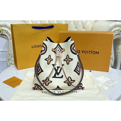 Louis Vuitton M45822 NeoNoe MM bucket bag in Cream Monogram coated canvas