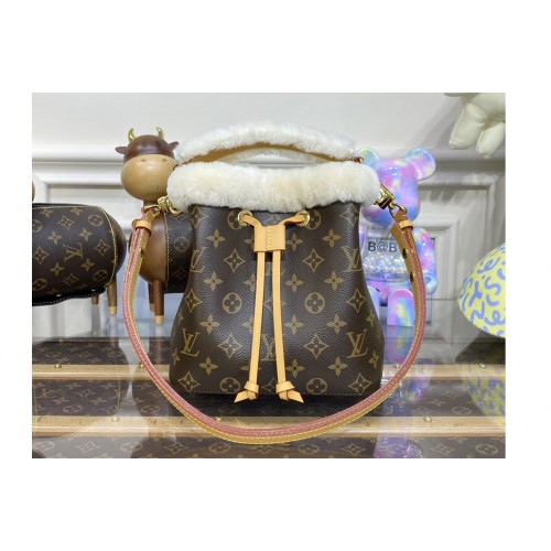 Louis Vuitton M46319 NeoNoe BB Bucket Bag in Monogram coated canvas and shearling Louis Vuitton M46319 NeoNoe BB Bucket Bag in Monogram coated canvas and shearling