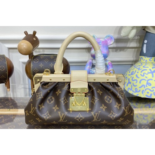 Louis Vuitton M46544 Monogram Clutch Bag in Monogram coated canvas Louis Vuitton M46544 Monogram Clutch Bag in Monogram coated canvas