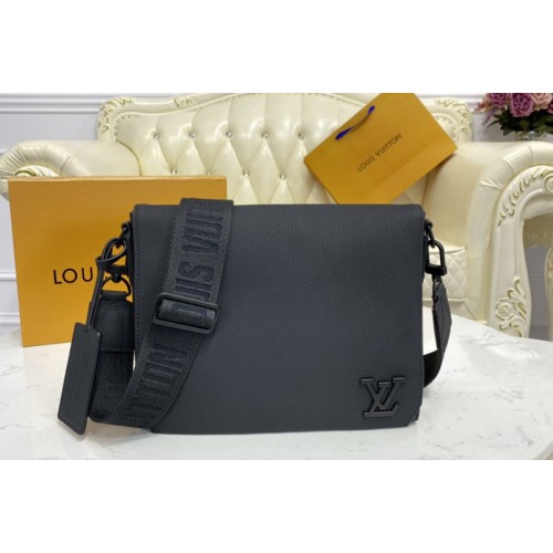 Louis Vuitton M57080 Aerogram Messenger Bag in Black grained calf leather Louis Vuitton M57080 Aerogram Messenger Bag in Black grained calf leather
