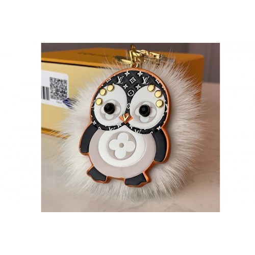 Louis Vuitton M69007 Penguin Fur bag charm and key holder