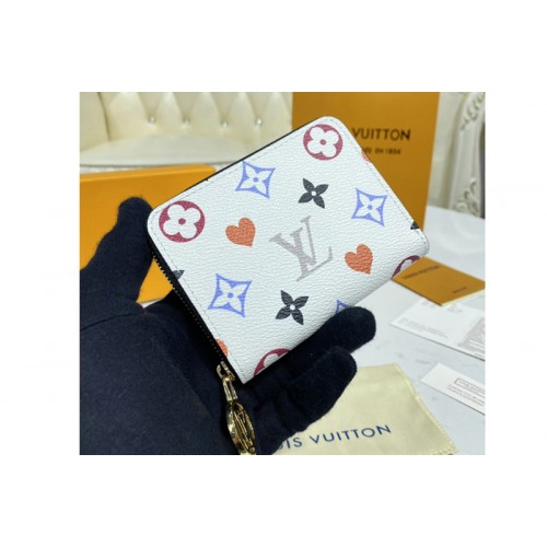Louis Vuitton M80305 Game On Zippy coin purse in White Transformed Game On canvas Louis Vuitton M80305 Game On Zippy coin purse in White Transformed Game On canvas