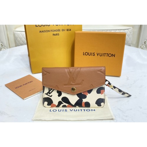 Louis Vuitton M80692 key pouch in Caramel Monogram Empreinte Leather
