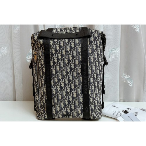 Christian Dior M8878 Dior backpack in Dior Oblique Technical Jacquard Christian Dior M8878 Dior backpack in Dior Oblique Technical Jacquard