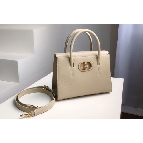 Christian Dior M9321 Dior Medium St Honore tote bag in Beige Grained Calfskin