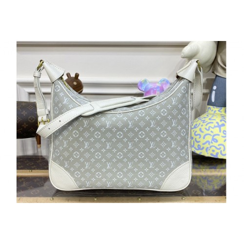 Louis Vuitton M95225 Boulogne handbag in White Monogram Denim