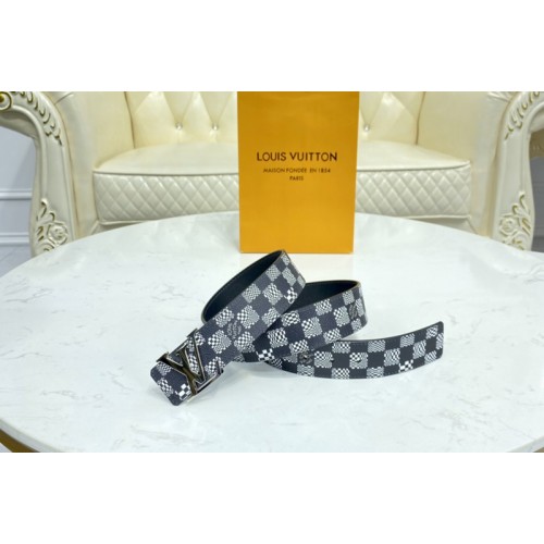 Louis Vuitton MP289V Anagram 40mm reversible belt in Black White Distorted Damier canvas With Silver Buckle Louis Vuitton MP289V Anagram 40mm reversible belt in Black White Distorted Damier canvas With Silver Buckle