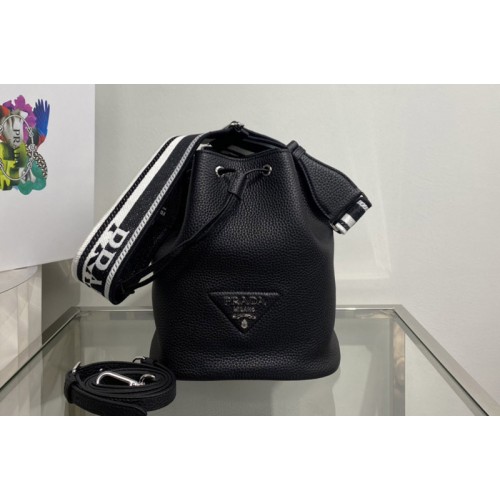 Prada 1BE060 Leather bucket bag in Black Leather Prada 1BE060 Leather bucket bag in Black Leather