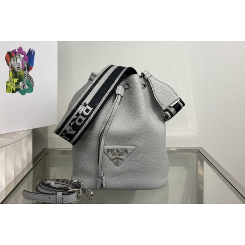 Prada 1BE060 Leather bucket bag in Cornflower Leather Prada 1BE060 Leather bucket bag in Cornflower Leather