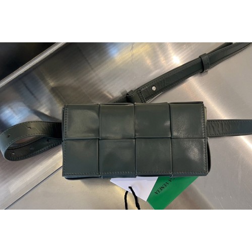 Bottega Veneta Cassette Belt Mini Bag in Dark Green intreccio leather Bottega Veneta Cassette Belt Mini Bag in Dark Green intreccio leather