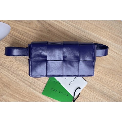 Bottega Veneta Cassette Belt Mini Bag in Purple intreccio leather Bottega Veneta Cassette Belt Mini Bag in Purple intreccio leather