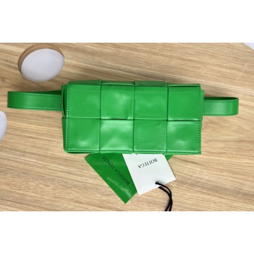 Bottega Veneta Cassette Belt Mini Bag in Green intreccio leather Bottega Veneta Cassette Belt Mini Bag in Green intreccio leather