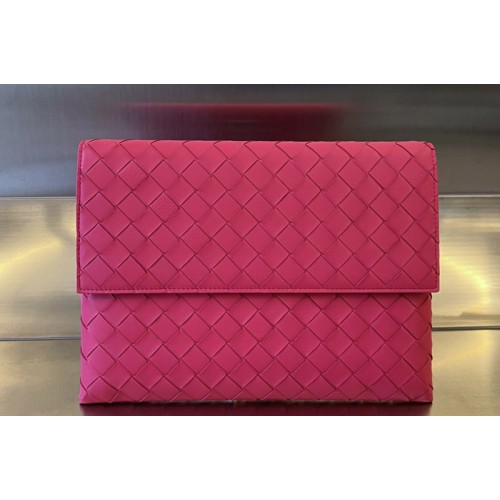 Bottega Veneta Flap Pouch in Peach intrecciato leather