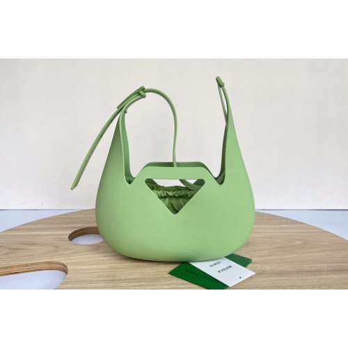Bottega Veneta Small Moulded Shoulder Bag in Green Leather