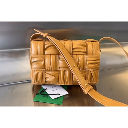 Bottega Veneta Cassette Bag in Tan Intreccio leather Bottega Veneta Cassette Bag in Tan Intreccio leather