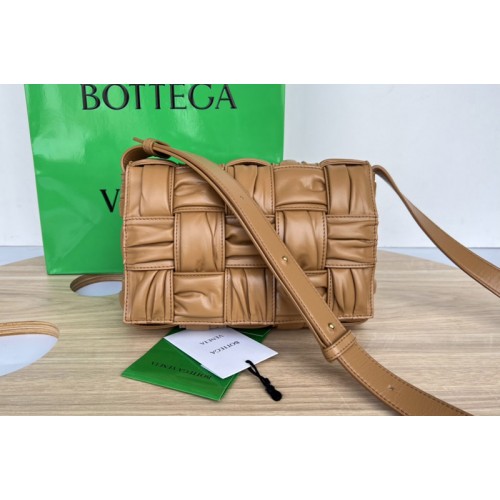 Bottega Veneta Cassette Bag in Brown Intreccio leather