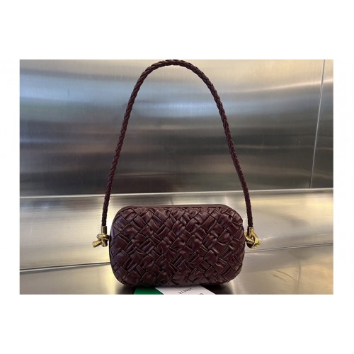 Bottega Veneta Knot on Strap Bag in Burgundy Foulard intreccio leather minaudiere Bottega Veneta Knot on Strap Bag in Burgundy Foulard intreccio leather minaudiere