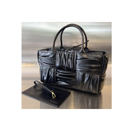 Bottega Veneta Small Arco Tote Bag in Black foulard intreccio leather