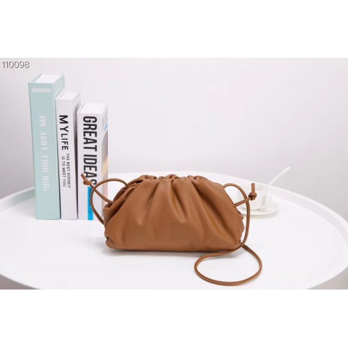Bottega Veneta The Pouch 20 Bags Brown Butter Calf Leather