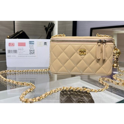 Chanel AP2303 Clutch With Chain in Yellow Lambskin