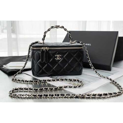 Chanel AP3768 Clutch With Chain Bag in Black Lambskin