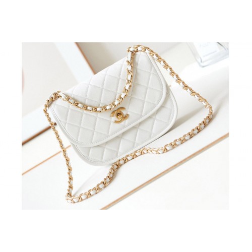 Chanel Hobo Bag in White Calfskin Chanel Hobo Bag in White Calfskin