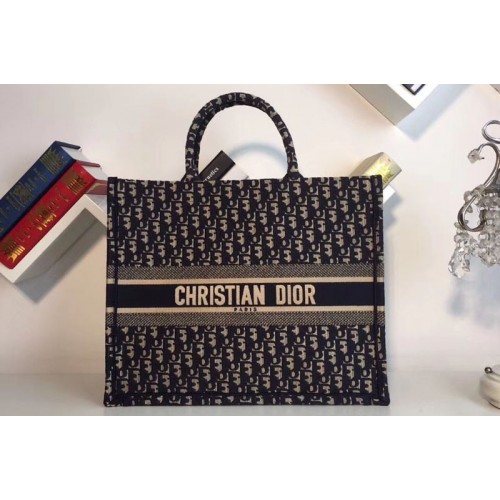 Dior Book Tote 42mm bag in blue Dior Oblique embroidered canvas Dior Book Tote 42mm bag in blue Dior Oblique embroidered canvas