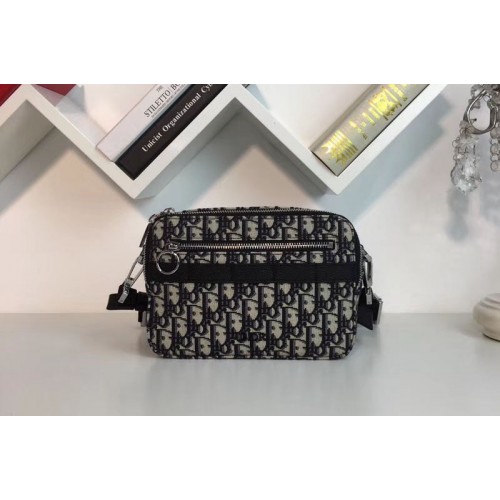 Dior 30 Montaigne Box bag in blue Dior Oblique jacquard canvas