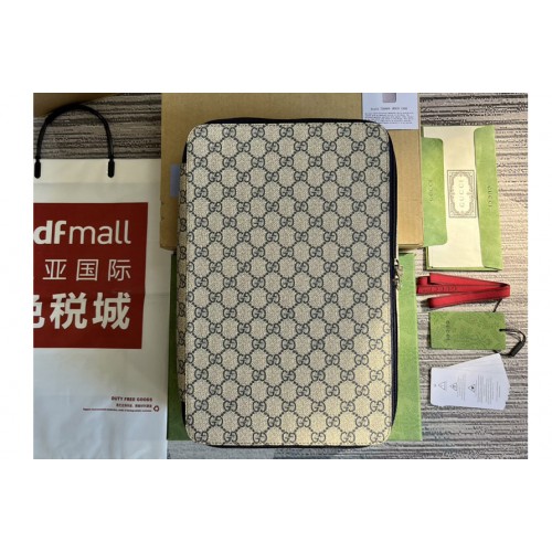 Gucci large packing cube in Beige and Blue Supreme canvas