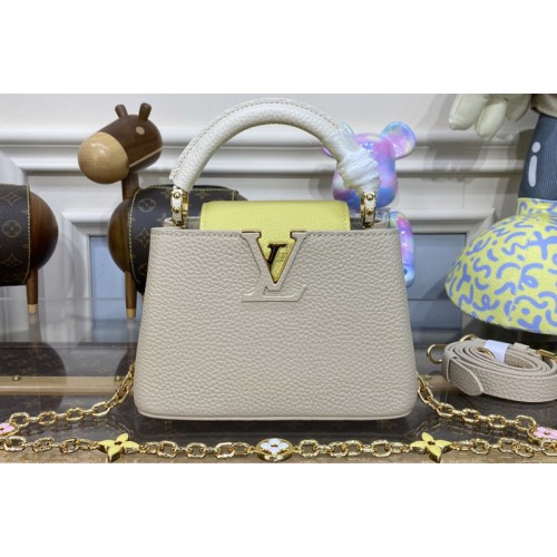 Louis Vuitton M22375 Capucines Mini handbag in Gray Taurillon leather