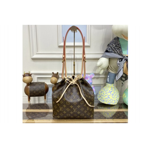Louis Vuitton M42226 Petite Noe bucket bag in Monogram coated canvas Louis Vuitton M42226 Petite Noe bucket bag in Monogram coated canvas