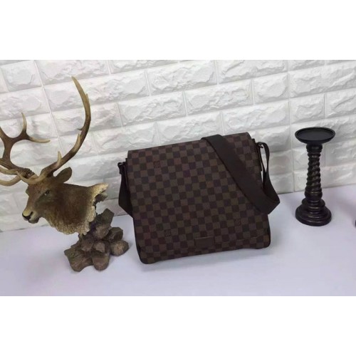 Louis Vuitton N41212 District MM Bag in Damier Ebene Canvas