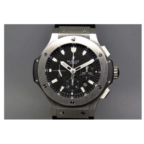Hublot Big Bang 44mm Steel 2011 V6 on Black Rubber Strap HUB4104