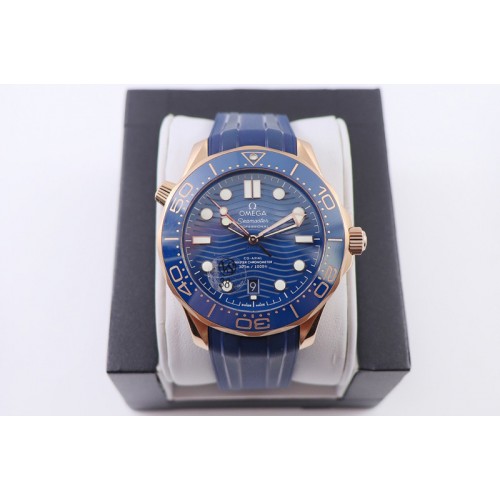 Omega 2018 Seamaster Diver 300M RG Blue Ceramic VSF 1:1 Best Edition Blue Dial on Blue Rubber Strap A8801 Omega 2018 Seamaster Diver 300M RG Blue Ceramic VSF 1:1 Best Edition Blue Dial on Blue Rubber Strap A8801