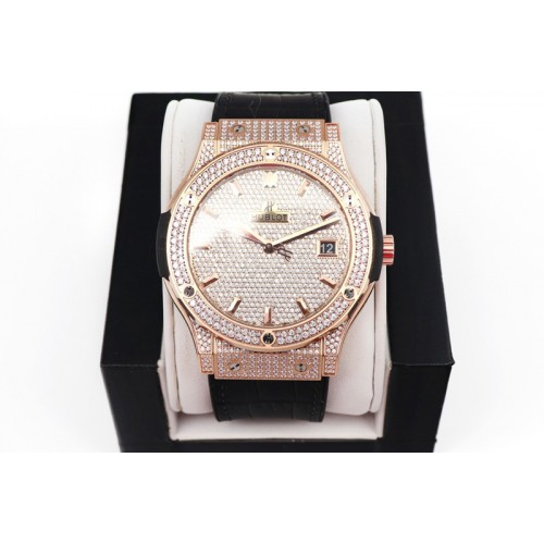 Hublot Classic Fusion Automatic  RG/Diamonds Case WWF Best Edition Diamonds Paved Dial on Black Gummy Strap HB1112