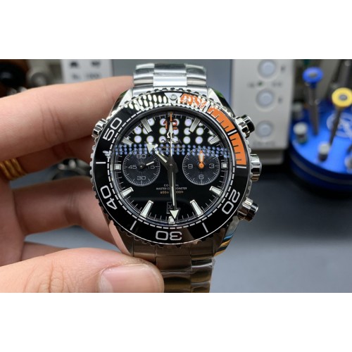 Omega Planet Ocean Master Chronometer OMF SS Black/Orange Polished Bezel Black Dial on SS Bracelet A9900