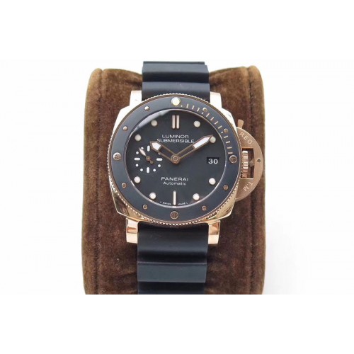 Panerai PAM 684 Luminor Submersible RG ZF 1:1 Best Edition on Black Rubber Strap P.9010