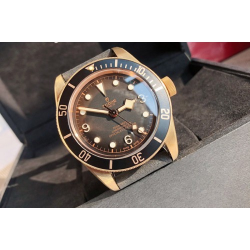 Tudor Heritage Black Bay Bronze Gray 1:1 Best Edition on Leather Strap SW200