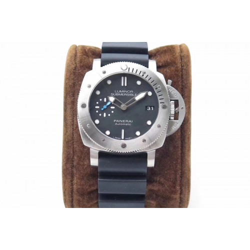 Panerai PAM682 T Luminor Submersible ZF 1:1 Best Edition on Black Rubber Strap P.9010 (Free Leather Strap)