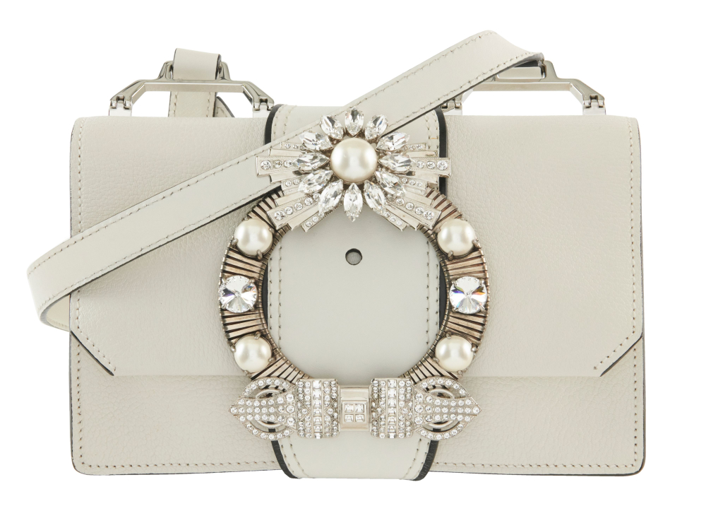 MIU MIU  Sac LADY  Cuir blanc Garniture métal argenté, perles et pierreries Dimensions : 22,5 x 15 x 7 cm  LADY bag<...