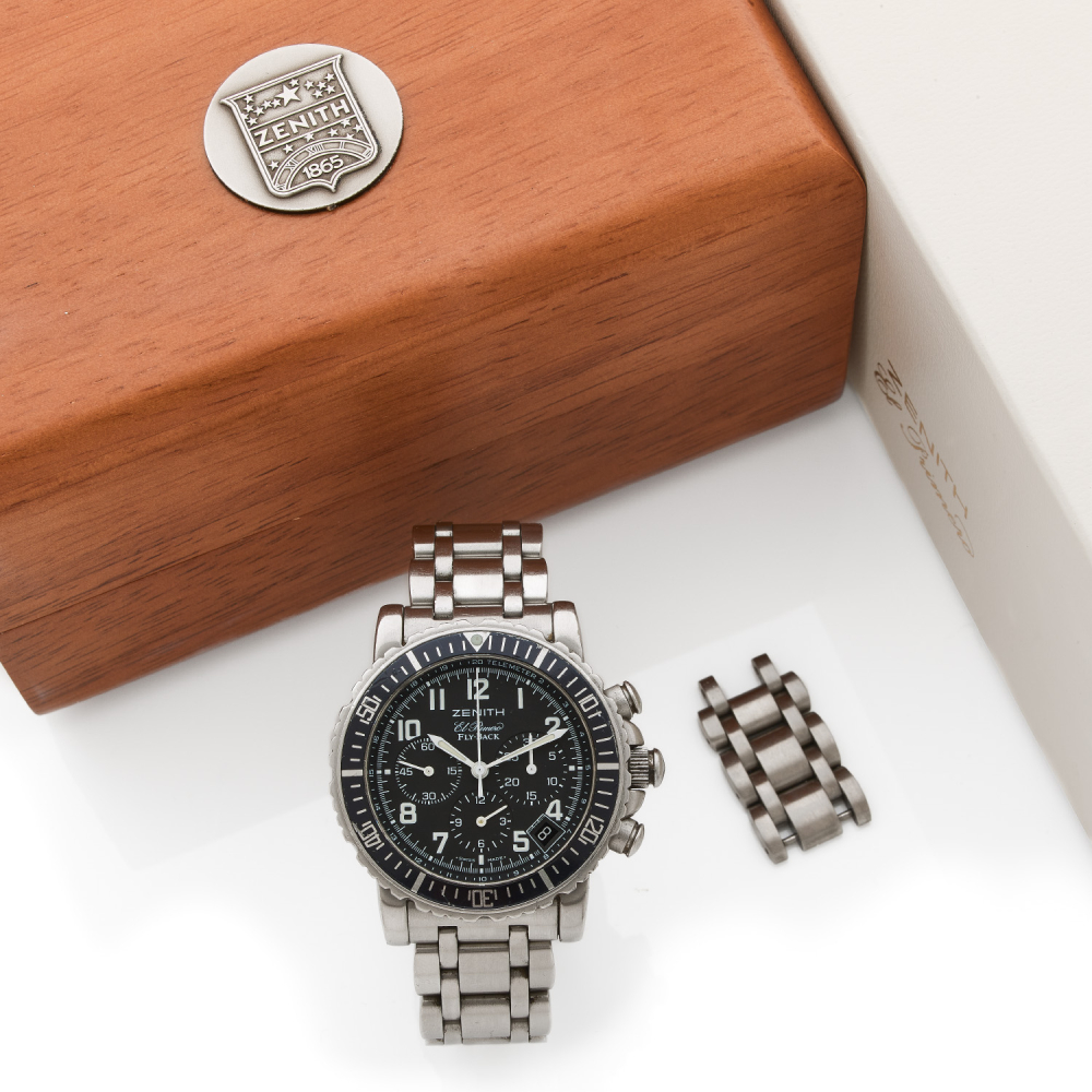 ZENITH
     ZENITH Rainbow Flyback, ref. 01/02.0470.405 Vers 2010  Chronographe bracelet en acier avec fonction retour en...