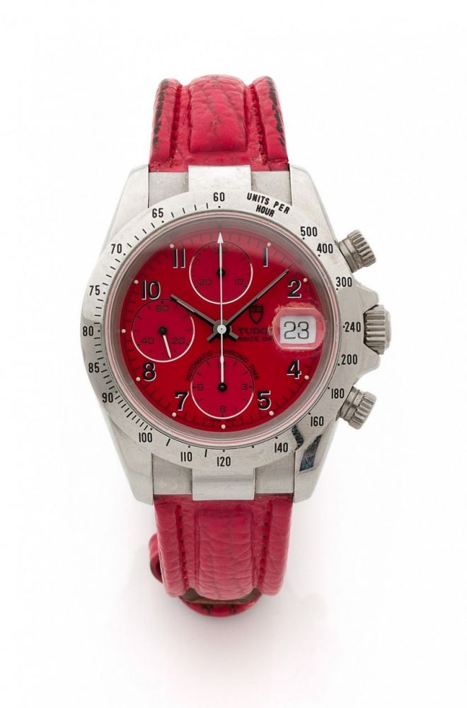 TUDOR,Prince, ref. 79280, n° B995077,Vers 1998,Chronographe bracelet en acier,Boîtier: rond, lunette acier avec echelle tachymétrique, signé,Cadran: rouge brillant, chiffres arabes et points luminescents, 3 compteurs, date à guichet, signé,Mouvement: auto