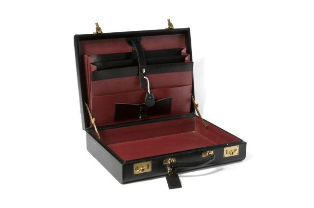 ASPREY ATTACHE-CASE en cuir noir, clefs, porte-adresse, int