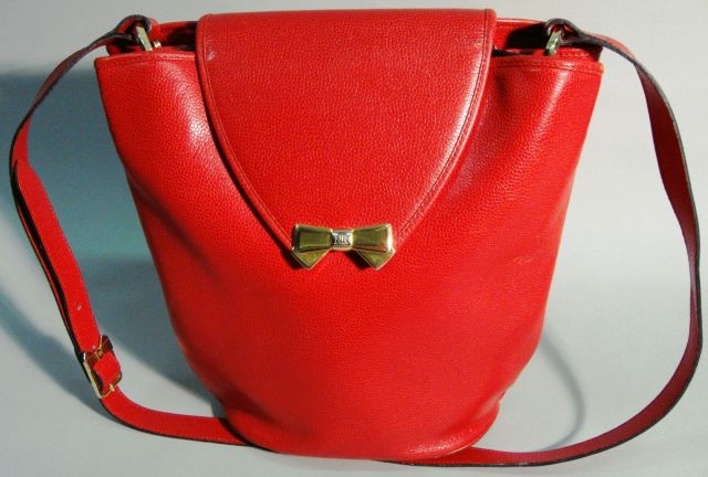 Nina RICCI, ANONYME