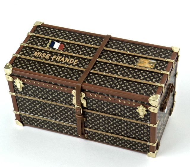 LOUIS VUITTON