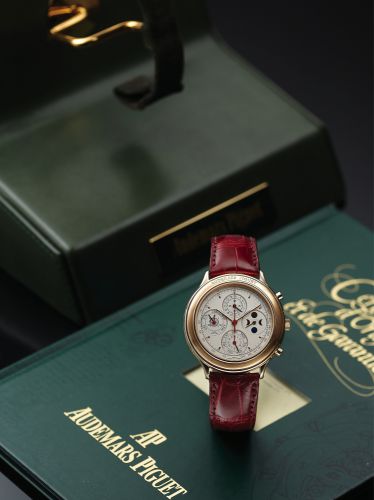 AUDEMARS PIGUET PERPETUAL CALENDAR CHRONOGRAPH PINK GOLD.Audemars Piguet, Perpetual Calendar Chronograph, No. 348461, case No. C 98006. Made in the 1990's..Very fine and rare, astronomic, self-winding, 18K pink gold wristwatch with round button chronograp
